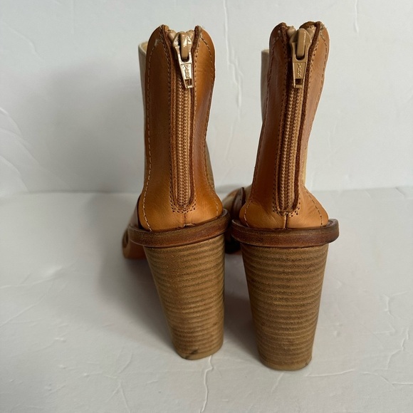 Free People Phoenix Heel Boot Bootie Open Toe Brown
Leather Neutral Size EUR 38 - Picture 10 of 14